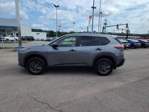 Gun Metallic 2023 Nissan Rogue S