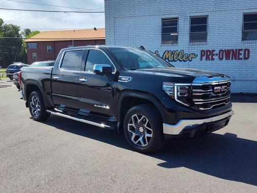 Onyx Black 2025 GMC Sierra 1500 SLT