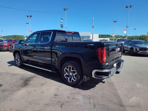 Onyx Black 2025 GMC Sierra 1500 SLT