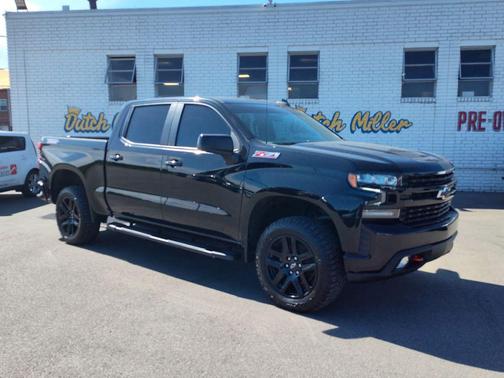 Black 2021 Chevrolet Silverado 1500 LT Trail Boss