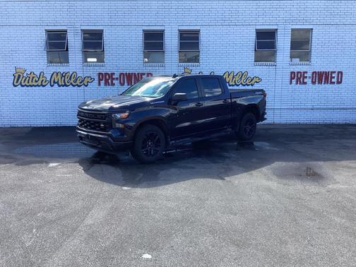 2023 Chevrolet Silverado 1500 Custom