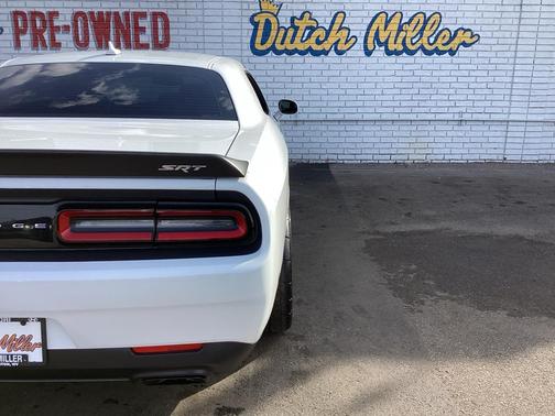 2016 Dodge Challenger SRT Hellcat