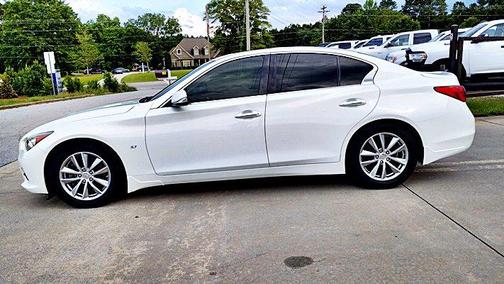 2014 INFINITI Q50 Premium
