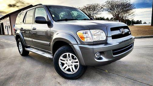 2007 Toyota Sequoia SR5