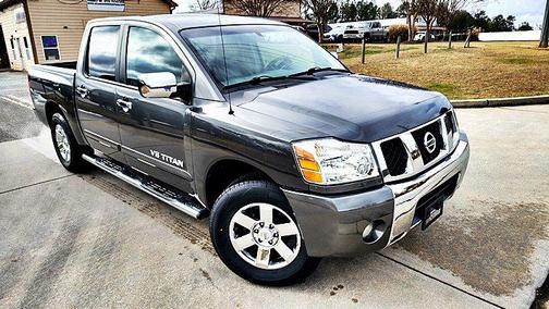 2005 Nissan Titan SE Crew Cab