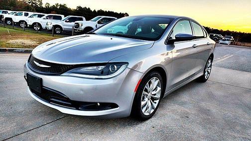2016 Chrysler 200 S