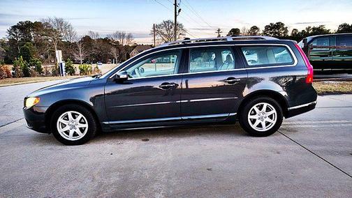 2010 Volvo V70 