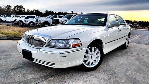 2006 Lincoln Town Car Signature