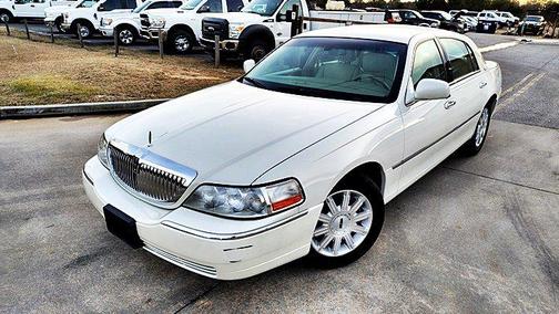 2006 Lincoln Town Car Signature
