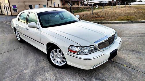2006 Lincoln Town Car Signature