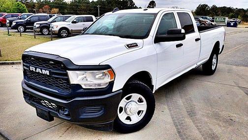 2019 RAM 3500 Tradesman Crew Cab 4x2 8' Box