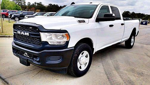 2019 RAM 3500 Tradesman Crew Cab 4x2 8' Box