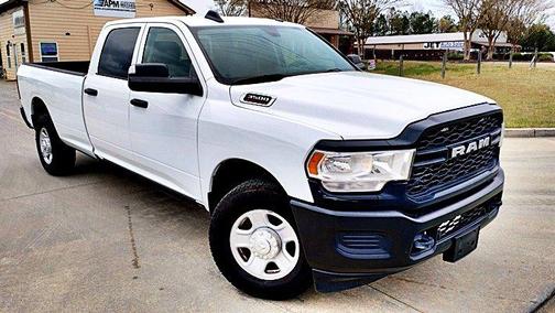 2019 RAM 3500 Tradesman Crew Cab 4x2 8' Box