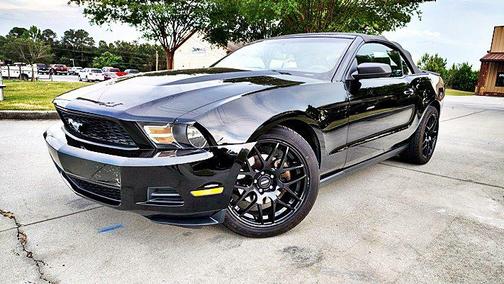 Black 2011 Ford Mustang V6 Premium