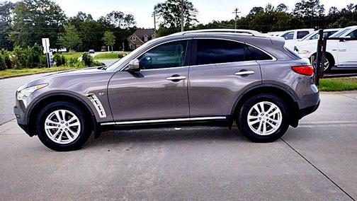 2015 INFINITI QX70 Base