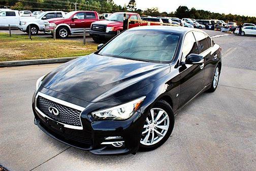 2015 INFINITI Q50 Premium