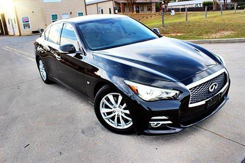 2015 INFINITI Q50 Premium