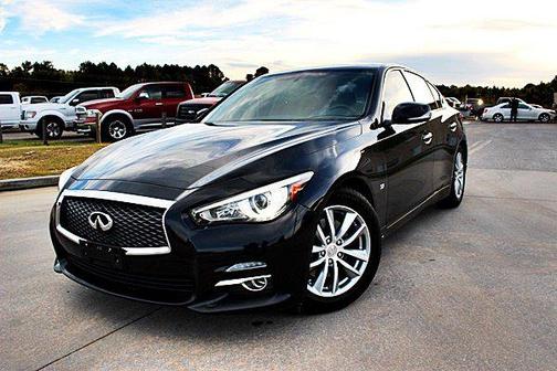 2015 INFINITI Q50 Premium