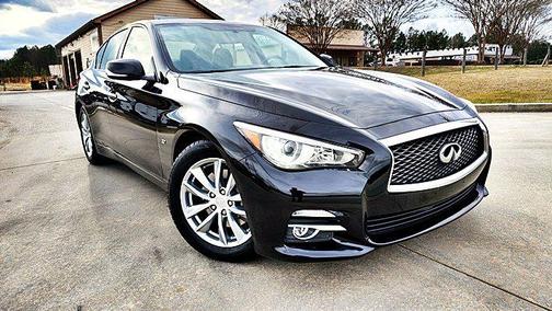2015 INFINITI Q50 Premium