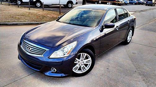 2011 INFINITI G37 Journey