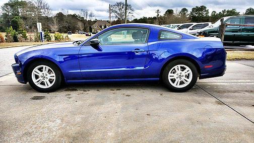 2014 Ford Mustang V6