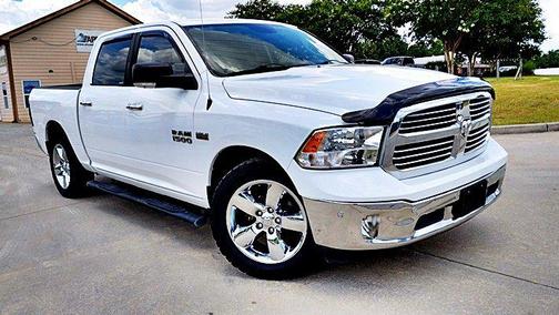 2016 RAM 1500 SLT