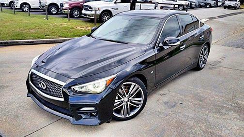 2015 INFINITI Q50 Sport