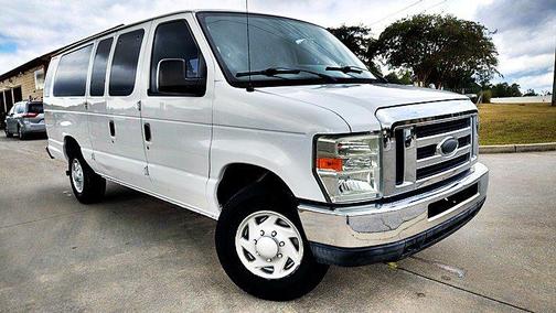2014 Ford E350 Super Duty XLT