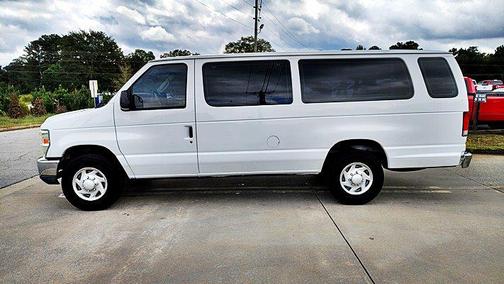 2014 Ford E350 Super Duty XLT
