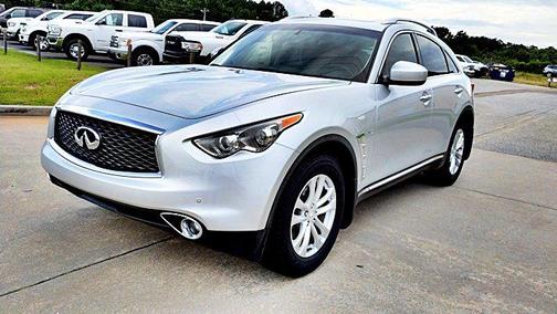 2017 INFINITI QX70 Base