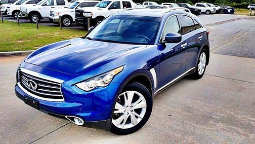 2015 INFINITI QX70 Base