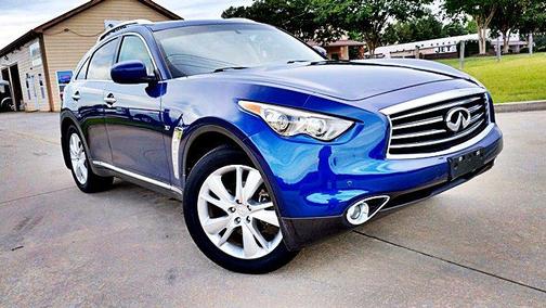 2015 INFINITI QX70 Base
