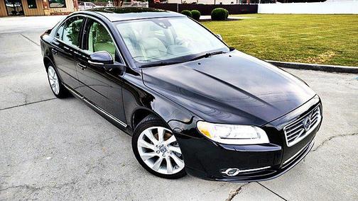 Black 2013 Volvo S80 T6