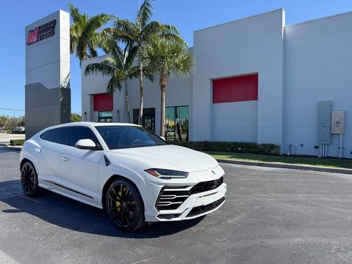 2021 Lamborghini Urus SUV