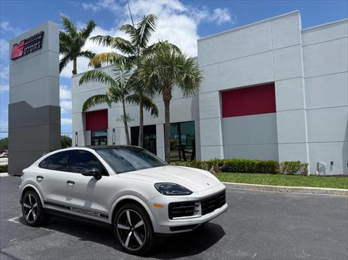 2024 Porsche Cayenne Coupe