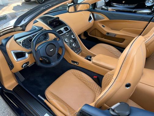 2014 Aston Martin Vanquish Volante
