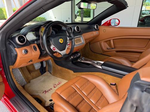 2010 Ferrari California Base