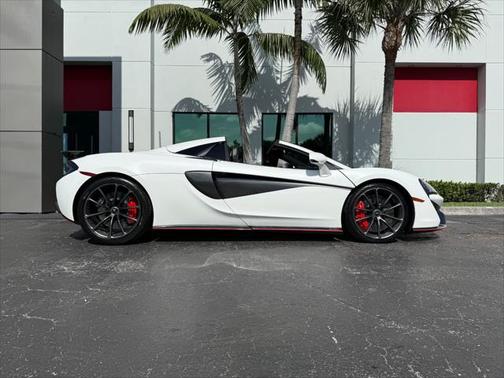 2019 McLaren 570S Convertible