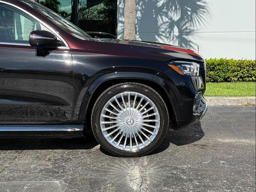 2024 Mercedes-Benz Maybach GLS 600 4MATIC