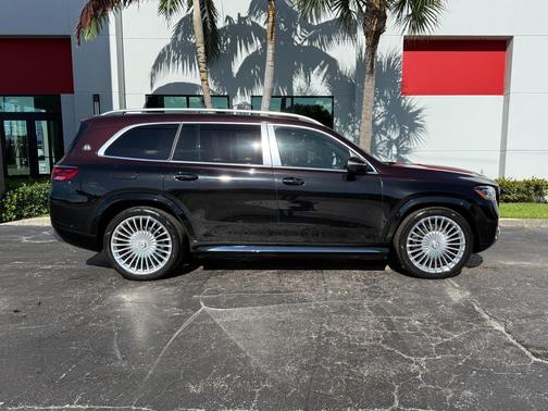 2024 Mercedes-Benz Maybach GLS 600 4MATIC