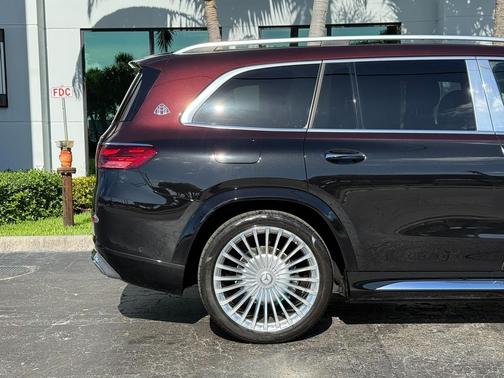2024 Mercedes-Benz Maybach GLS 600 4MATIC