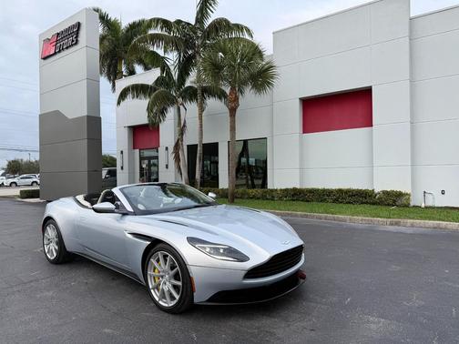 2019 Aston Martin DB11 Volante