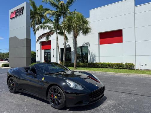 2010 Ferrari California Base