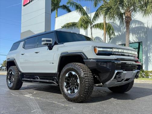 2024 GMC HUMMER EV SUV 2X