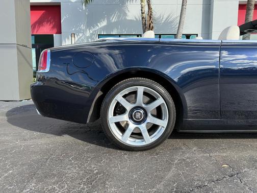 2016 Rolls-Royce Dawn Convertible