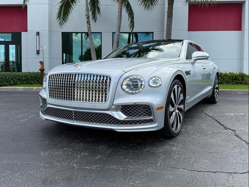 2022 Bentley Flying Spur W12