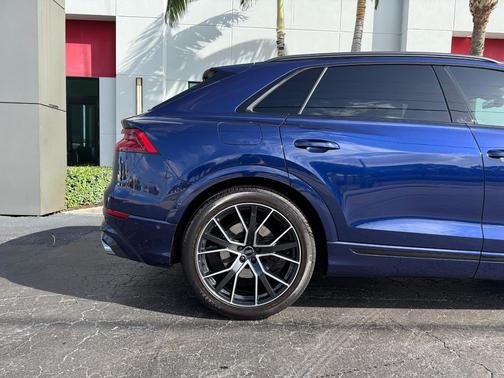 2021 Audi SQ8 4.0T Premium Plus