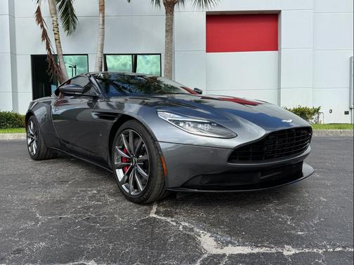 2018 Aston Martin DB11 V12