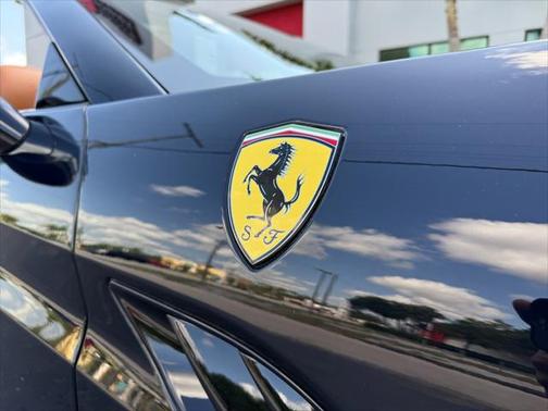 2014 Ferrari California Base