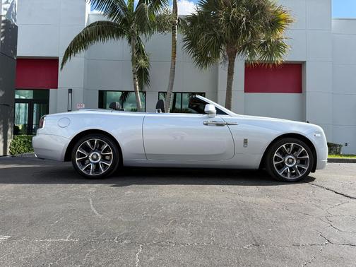 2017 Rolls-Royce Dawn Convertible
